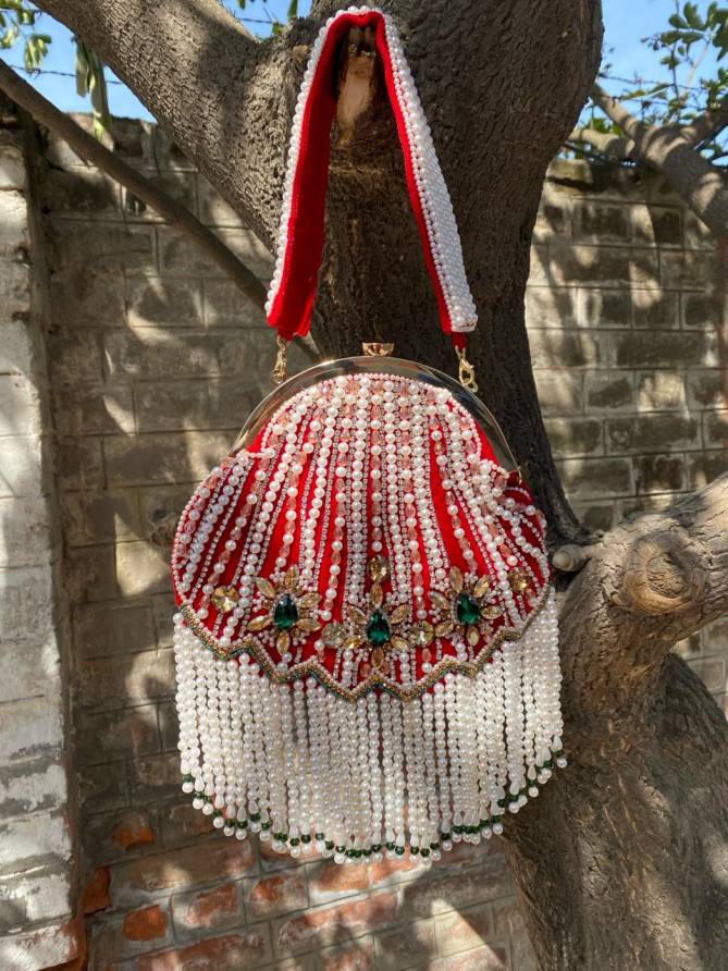 Designer Wedding Wear Velvet Embroidered Potli Batua Bags Wholesale Shop In Surat
